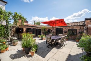 Courtyard Garden- click for photo gallery